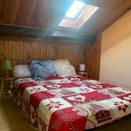 Joli Appartement Dans Une Maison Ancienne Ax-les-Thermes Ngoại thất bức ảnh