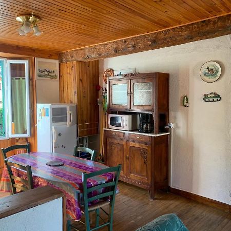 Joli Appartement Dans Une Maison Ancienne Ax-les-Thermes Ngoại thất bức ảnh