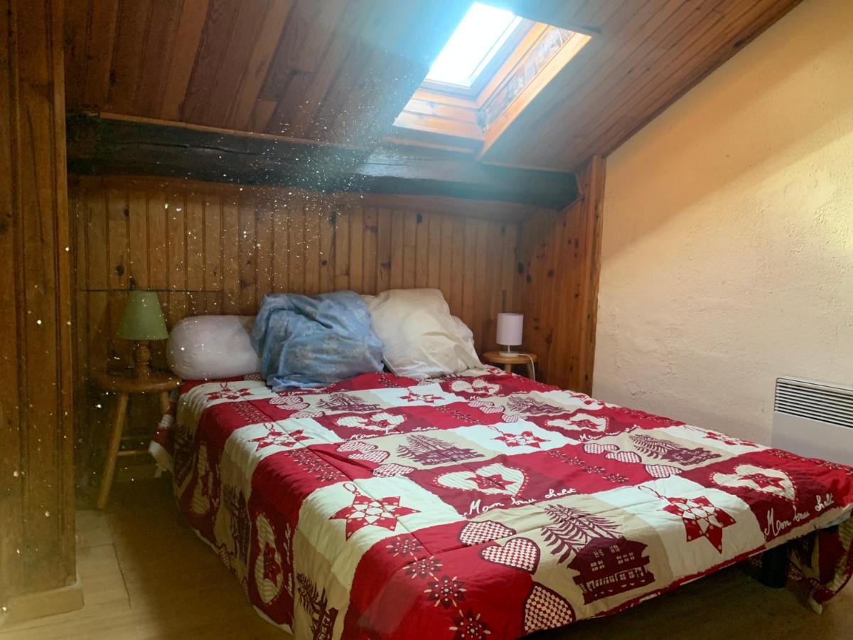 Joli Appartement Dans Une Maison Ancienne Ax-les-Thermes Ngoại thất bức ảnh
